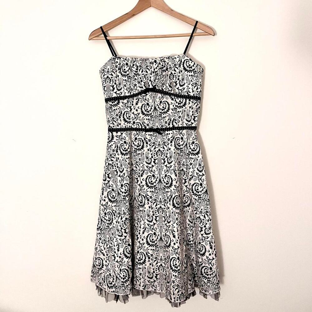 Urban renewal black and white dress